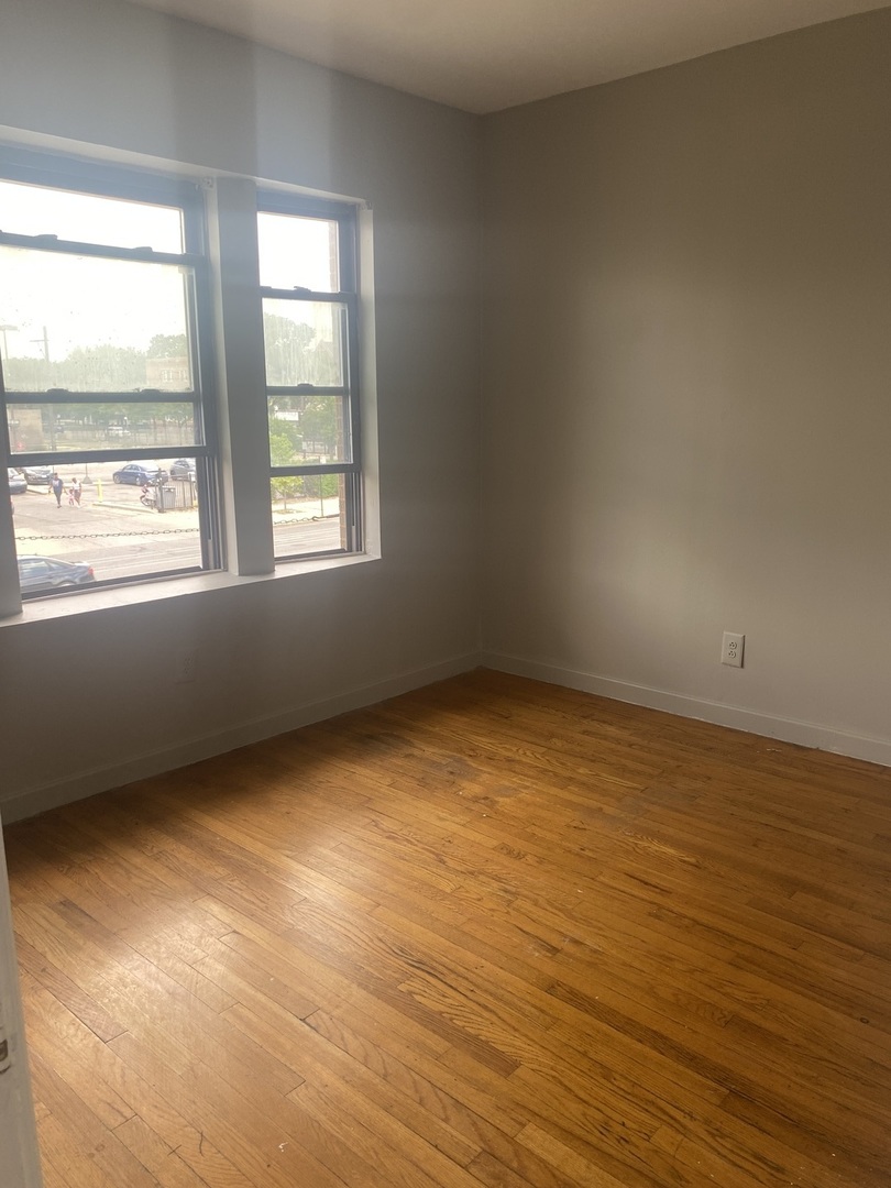 5219 W Madison Street, Chicago, IL 60644