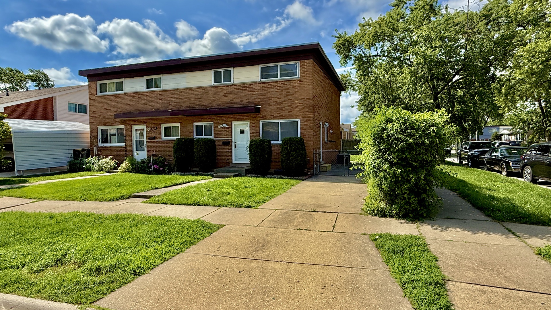 9117 Barberry Lane, Des Plaines, IL 60016