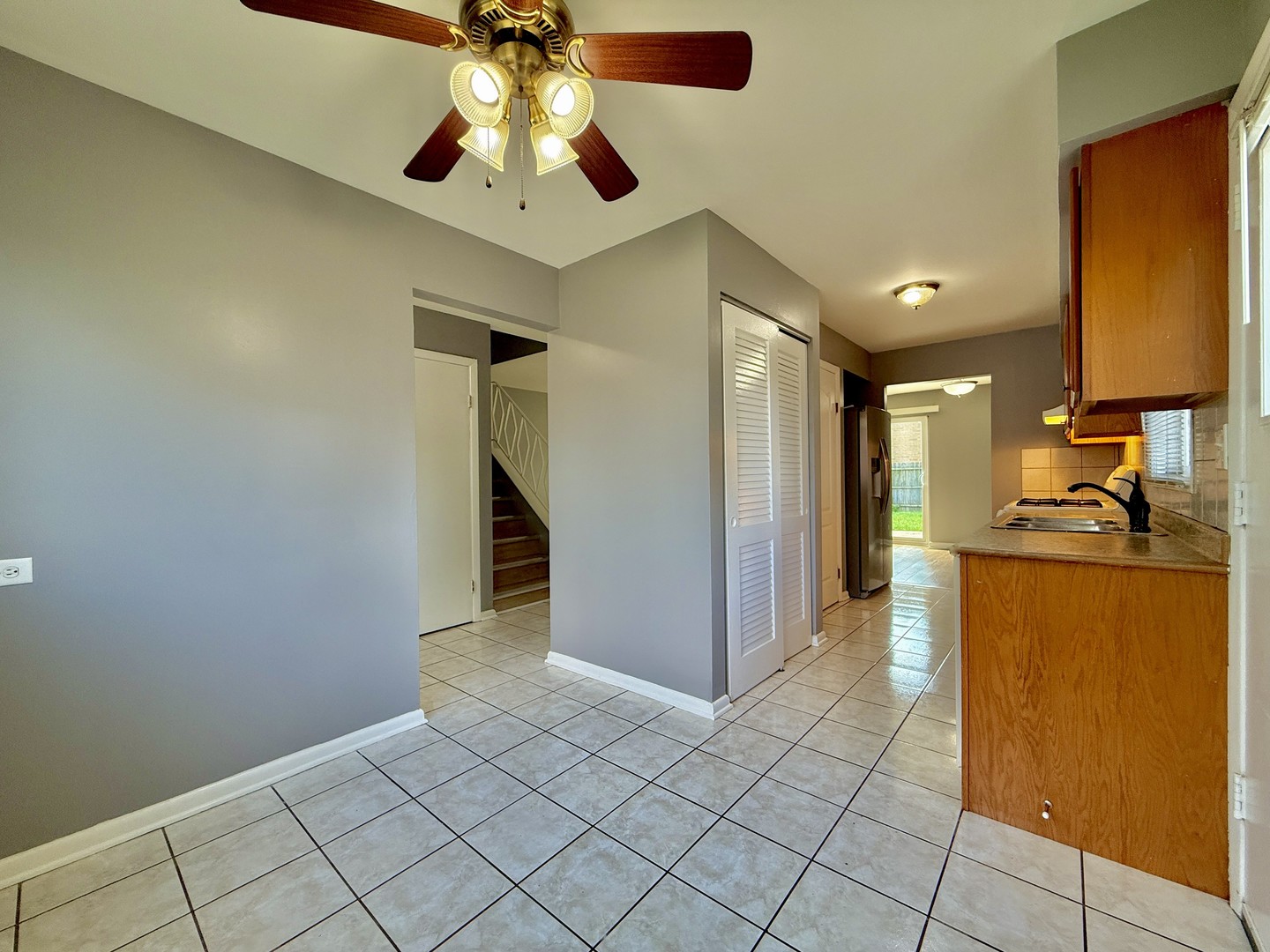 9117 Barberry Lane, Des Plaines, IL 60016
