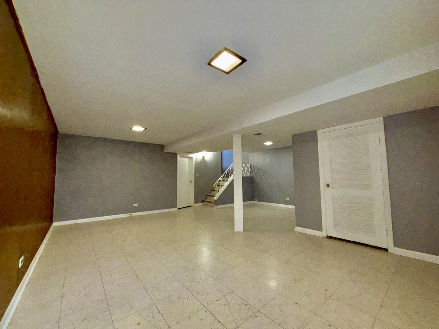 9117 Barberry Lane, Des Plaines, IL 60016