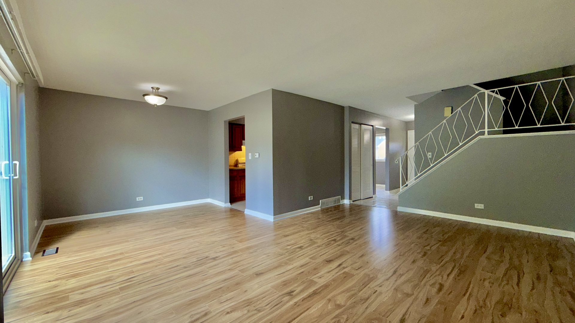 9117 Barberry Lane, Des Plaines, IL 60016