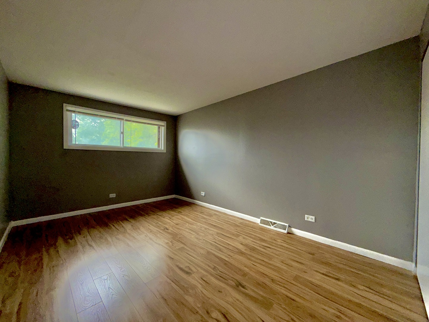 9117 Barberry Lane, Des Plaines, IL 60016
