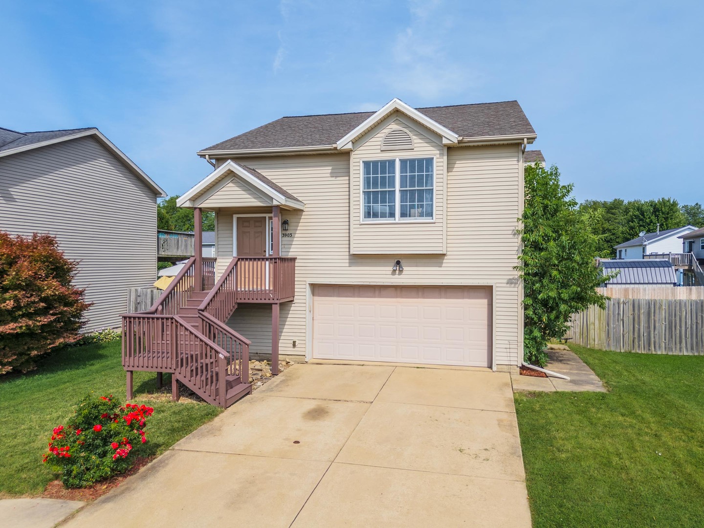 3903 Bluebell Drive, Bloomington, IL 61701