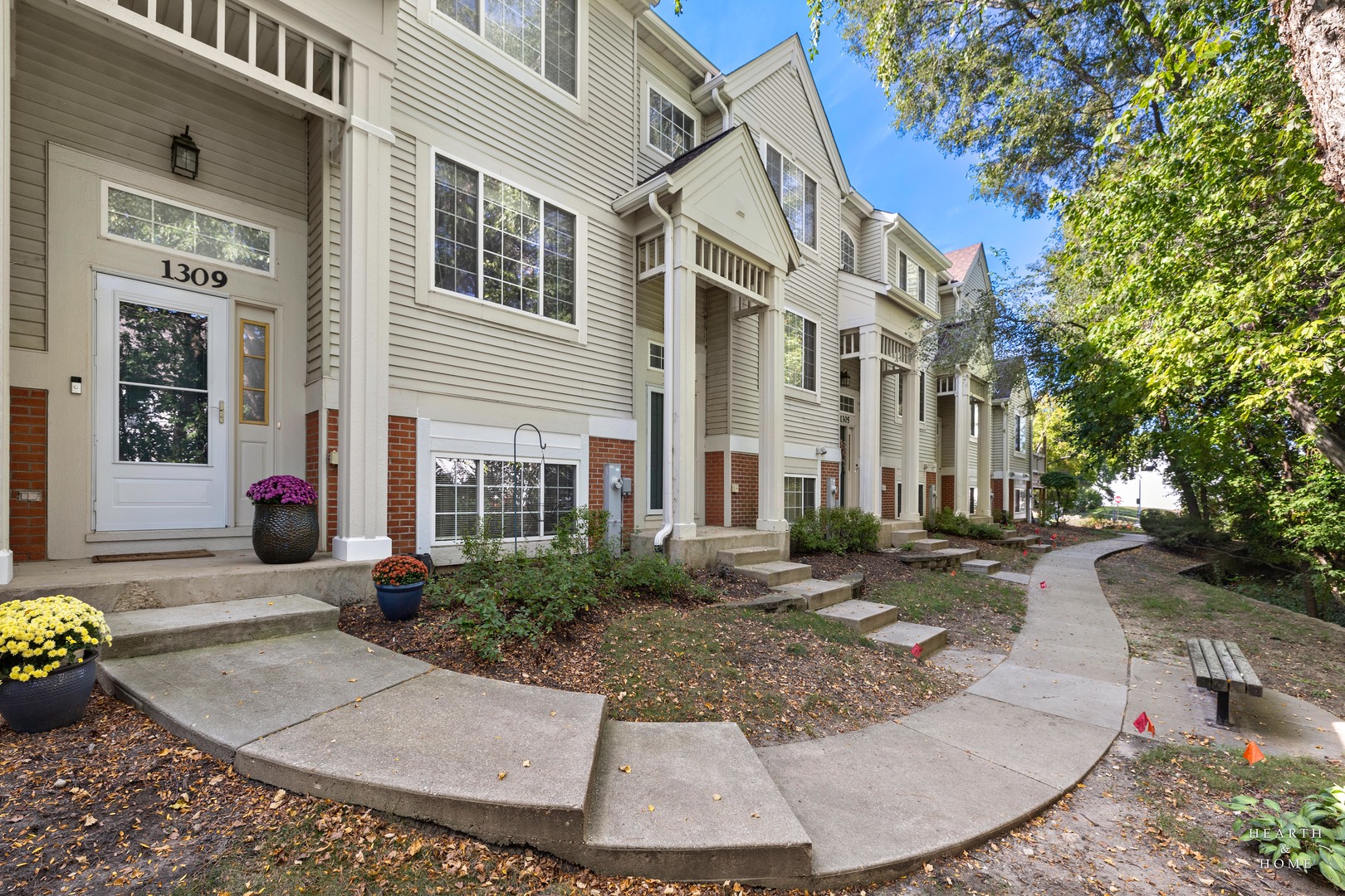 1309 New Haven Drive, Cary, IL 60013