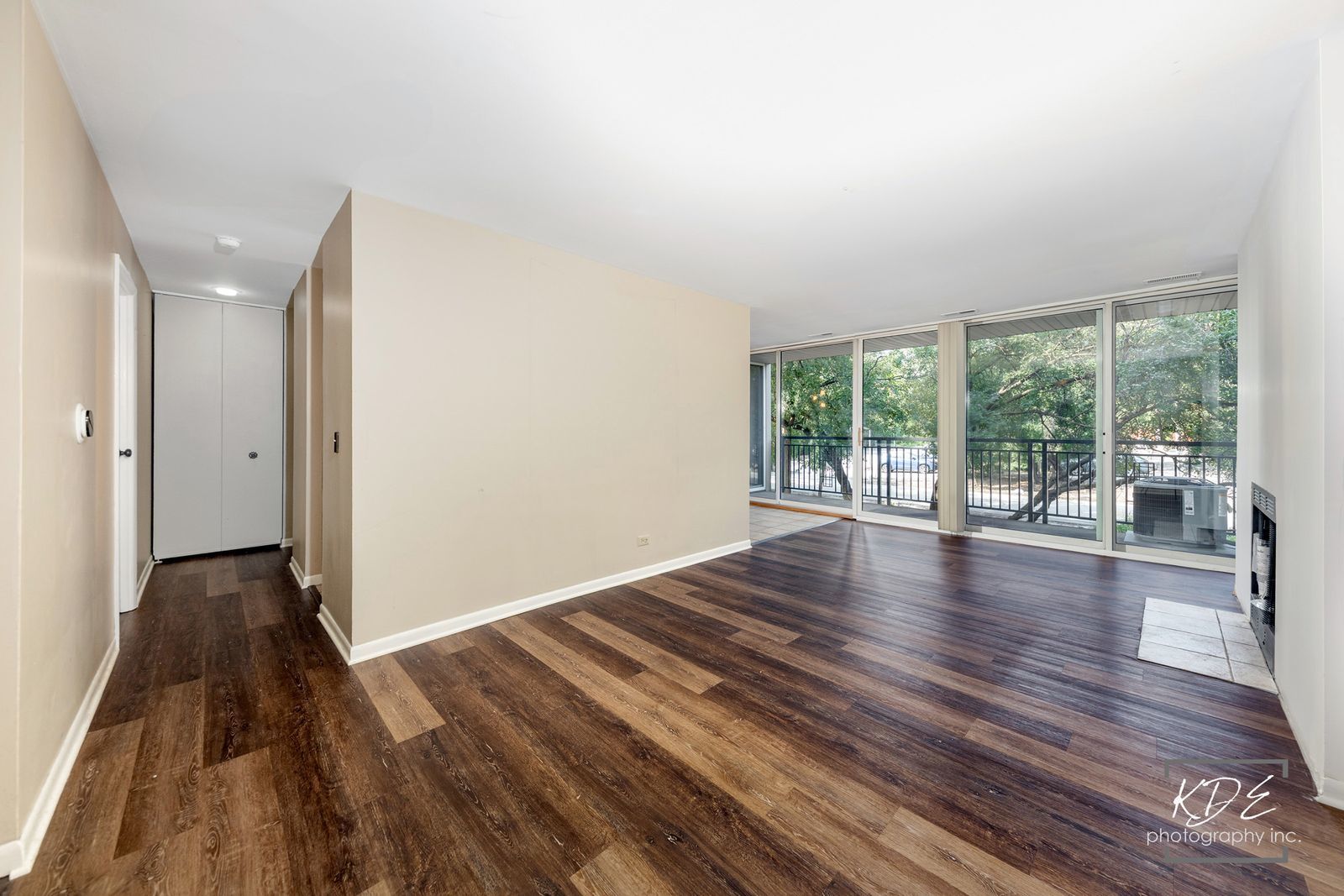 6020 Oakwood Drive #2A, Lisle, IL 60532