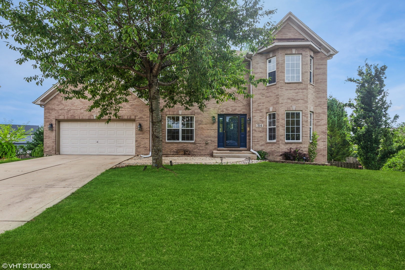 514 Crystal Court, Oswego, IL 60543
