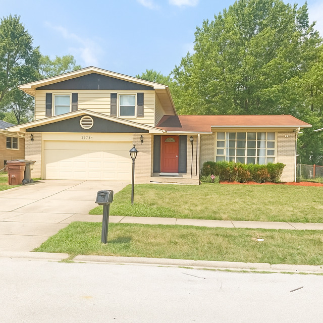 22904 Valley Drive, Richton Park, IL 60471