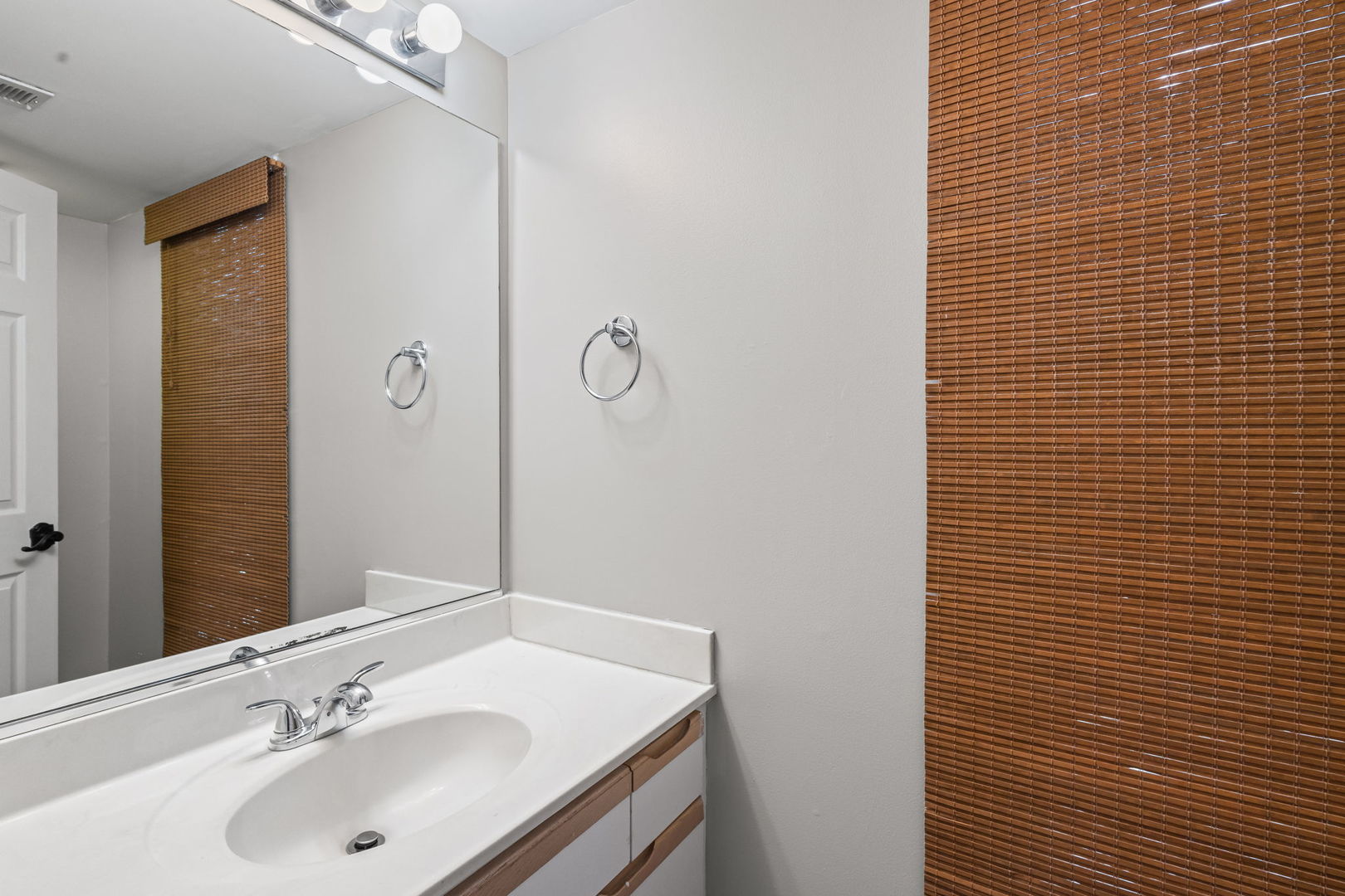 2342 Hamilton Place, Schaumburg, IL 60194