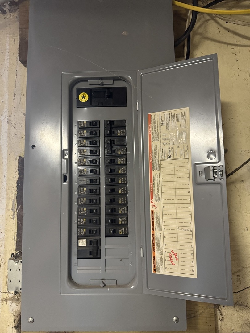 606 N Center Street, Clinton, IL 61727