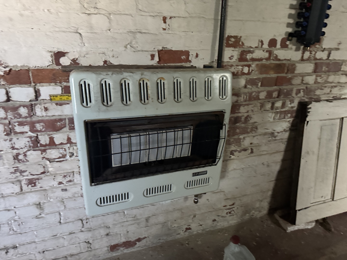 606 N Center Street, Clinton, IL 61727