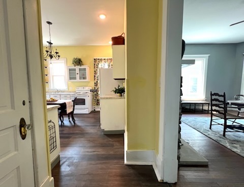 606 N Center Street, Clinton, IL 61727