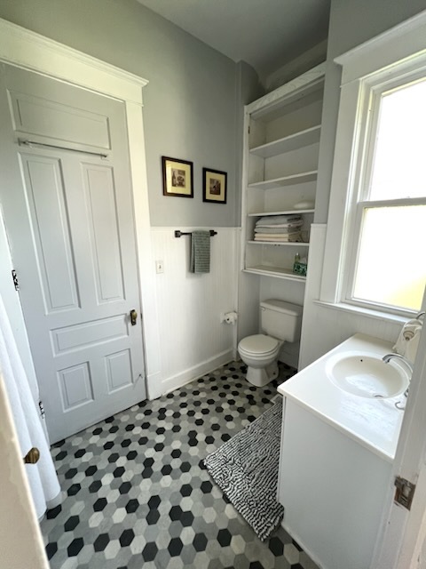 606 N Center Street, Clinton, IL 61727