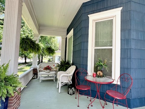 606 N Center Street, Clinton, IL 61727