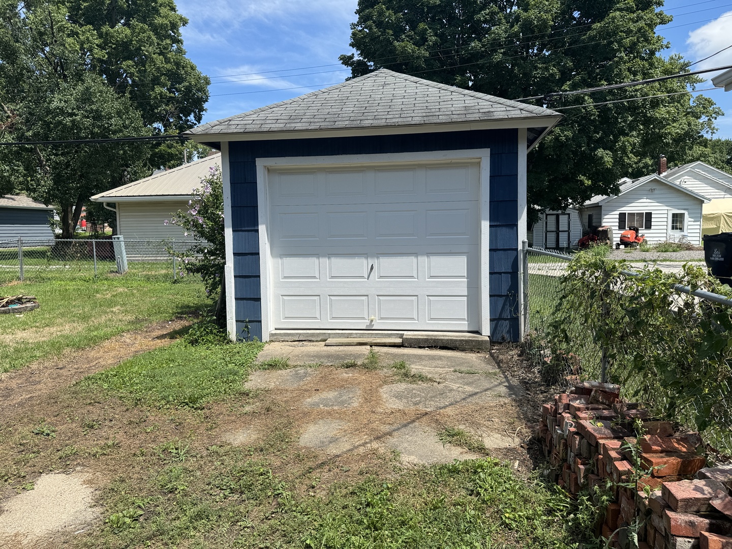 606 N Center Street, Clinton, IL 61727