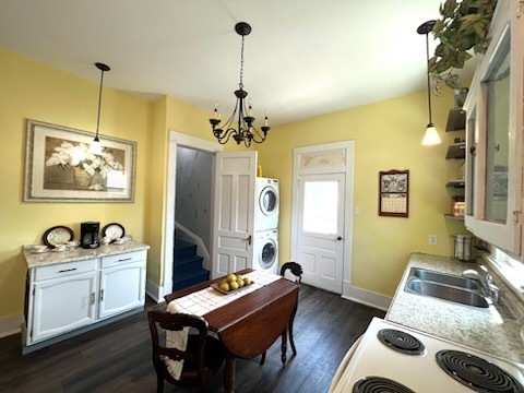 606 N Center Street, Clinton, IL 61727