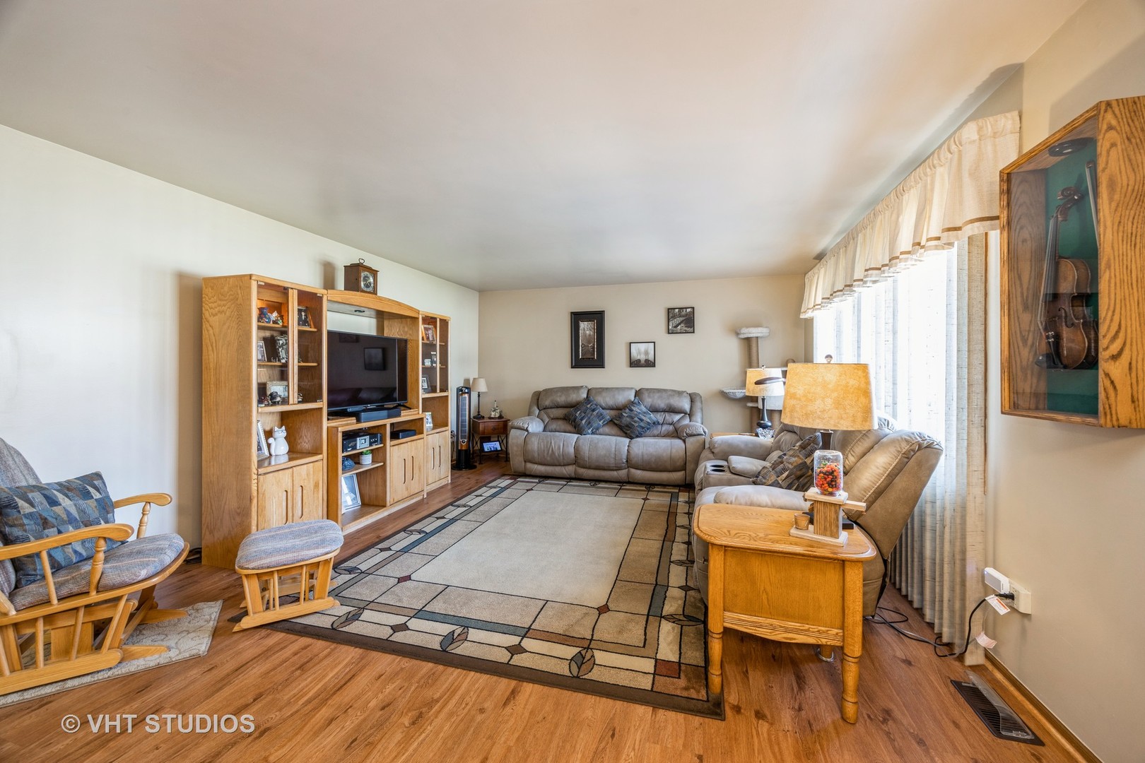 10737 Long Street, Oak Lawn, IL 60453