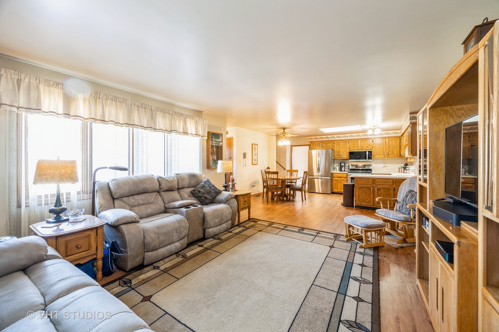 10737 Long Street, Oak Lawn, IL 60453