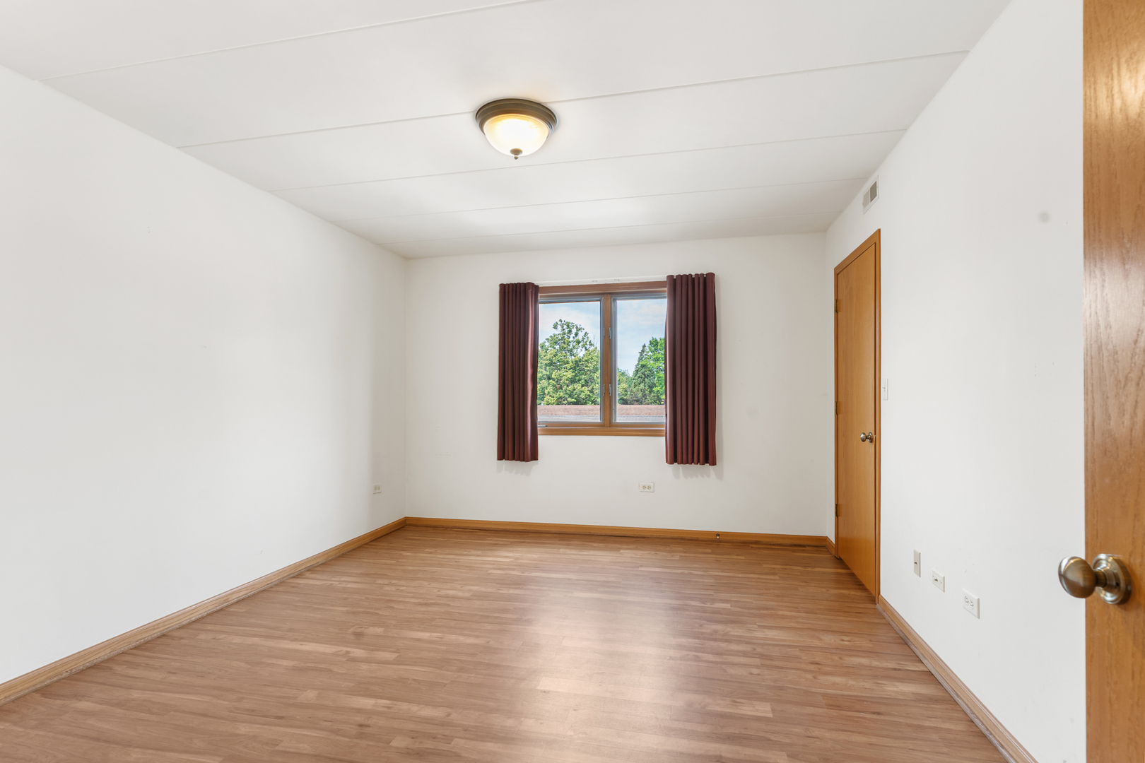 13919 W Leamington Drive #806, Crestwood, IL 60418