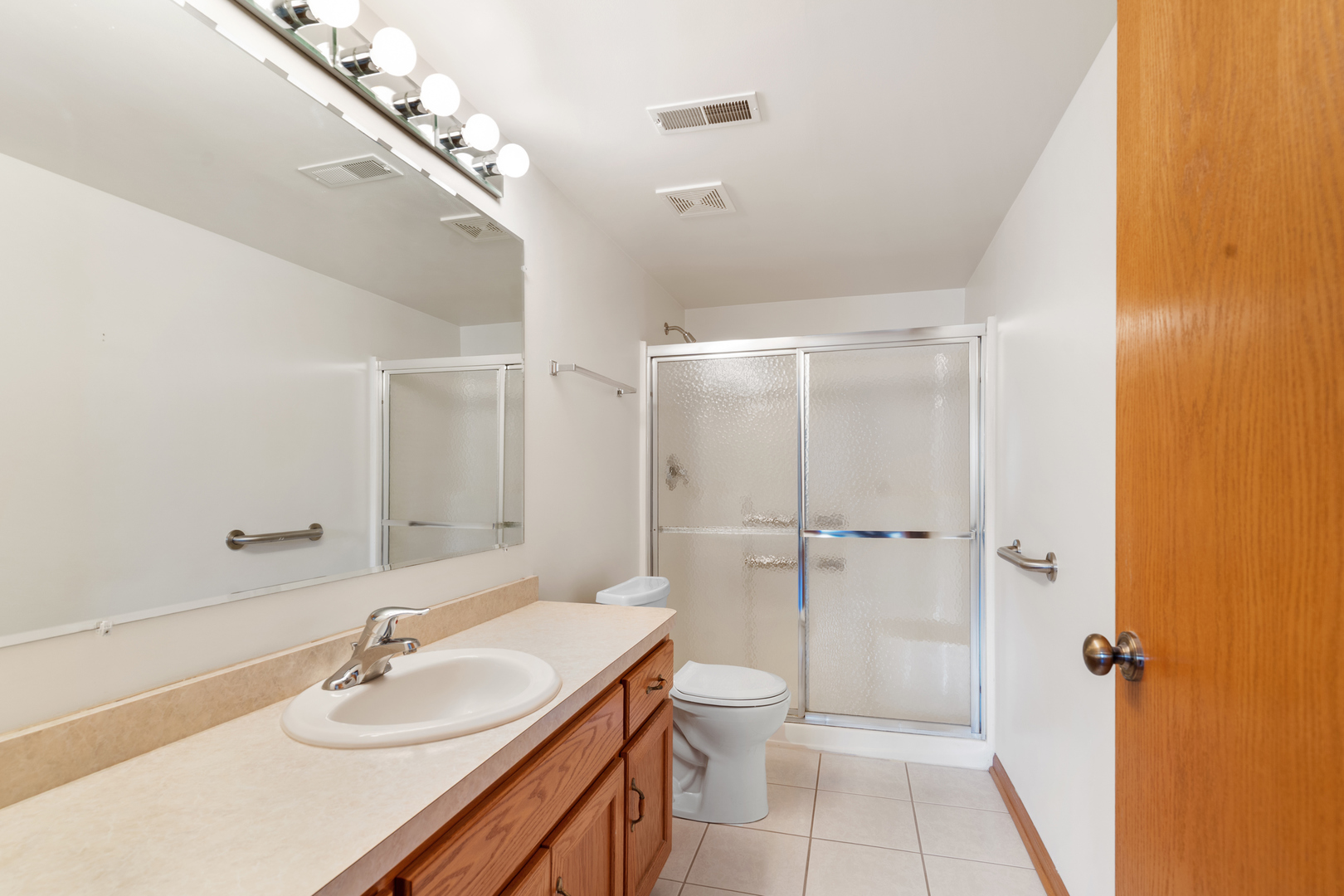 13919 W Leamington Drive #806, Crestwood, IL 60418