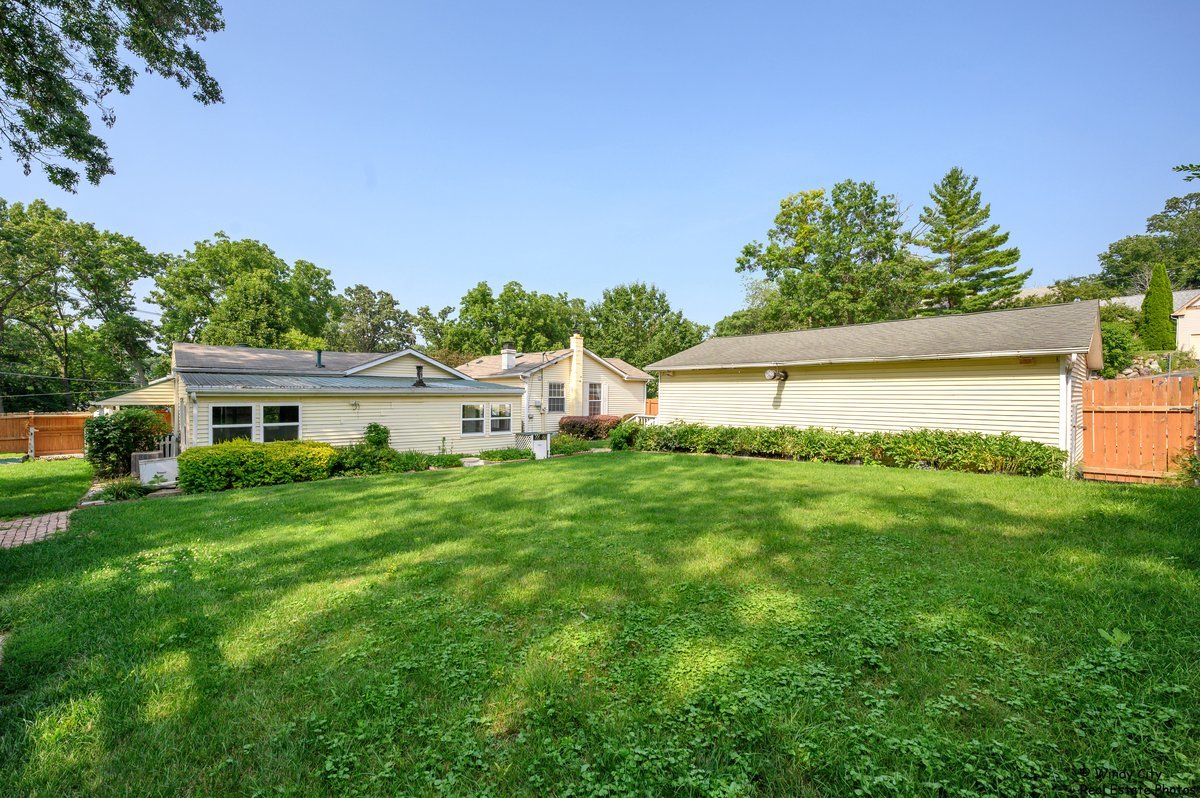 3013 Walnut Drive, Wonder Lake, IL 60097