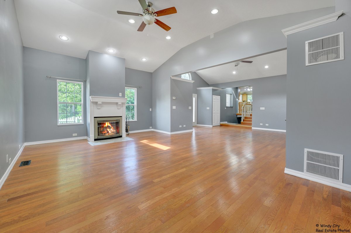 3013 Walnut Drive, Wonder Lake, IL 60097