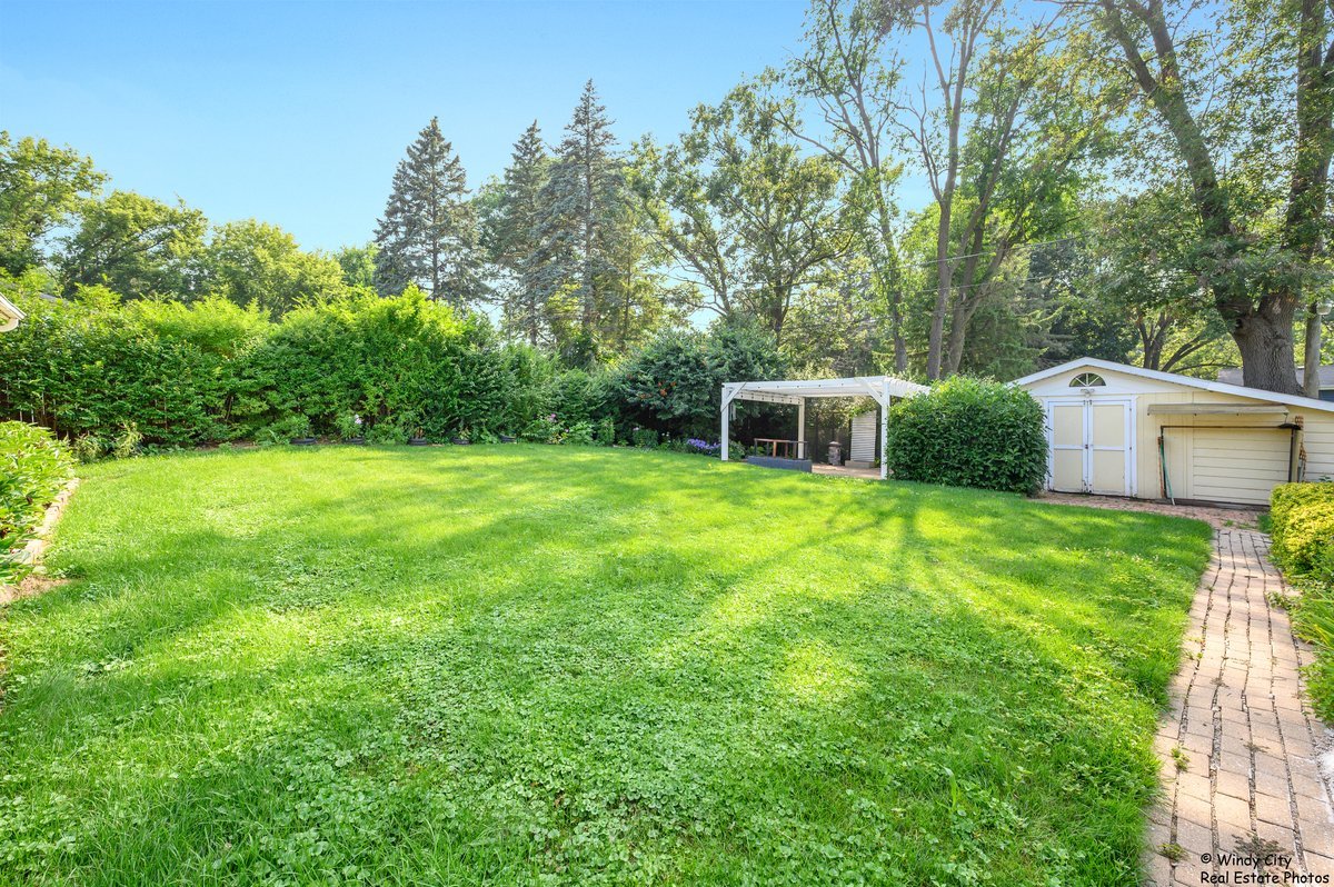 3013 Walnut Drive, Wonder Lake, IL 60097