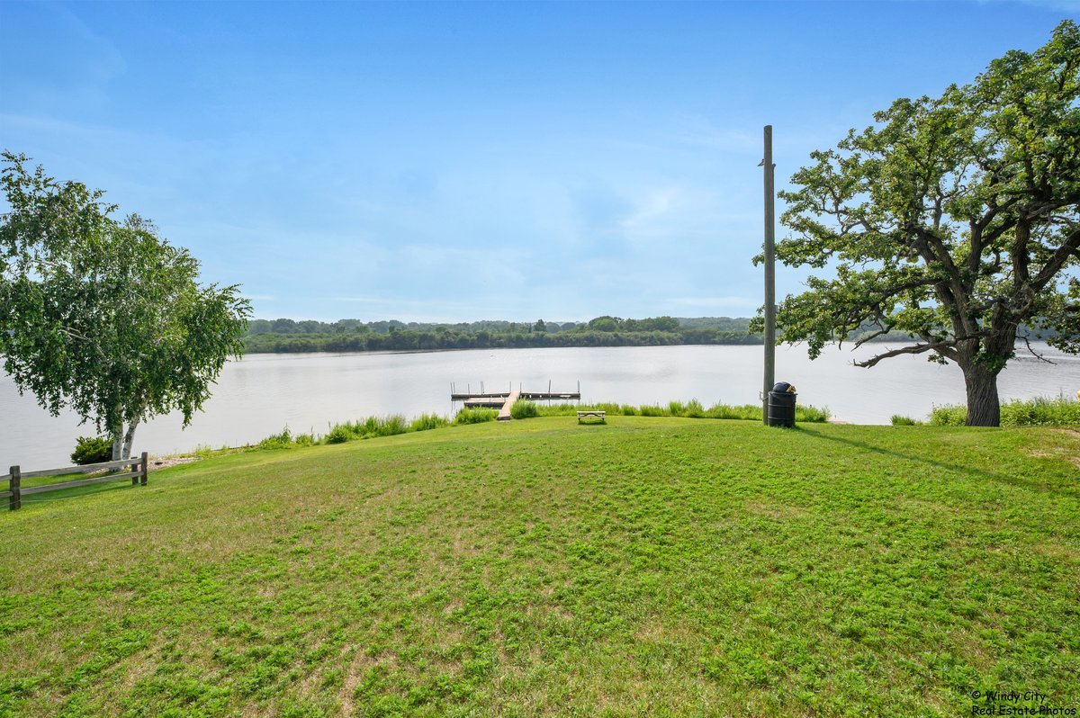 3013 Walnut Drive, Wonder Lake, IL 60097