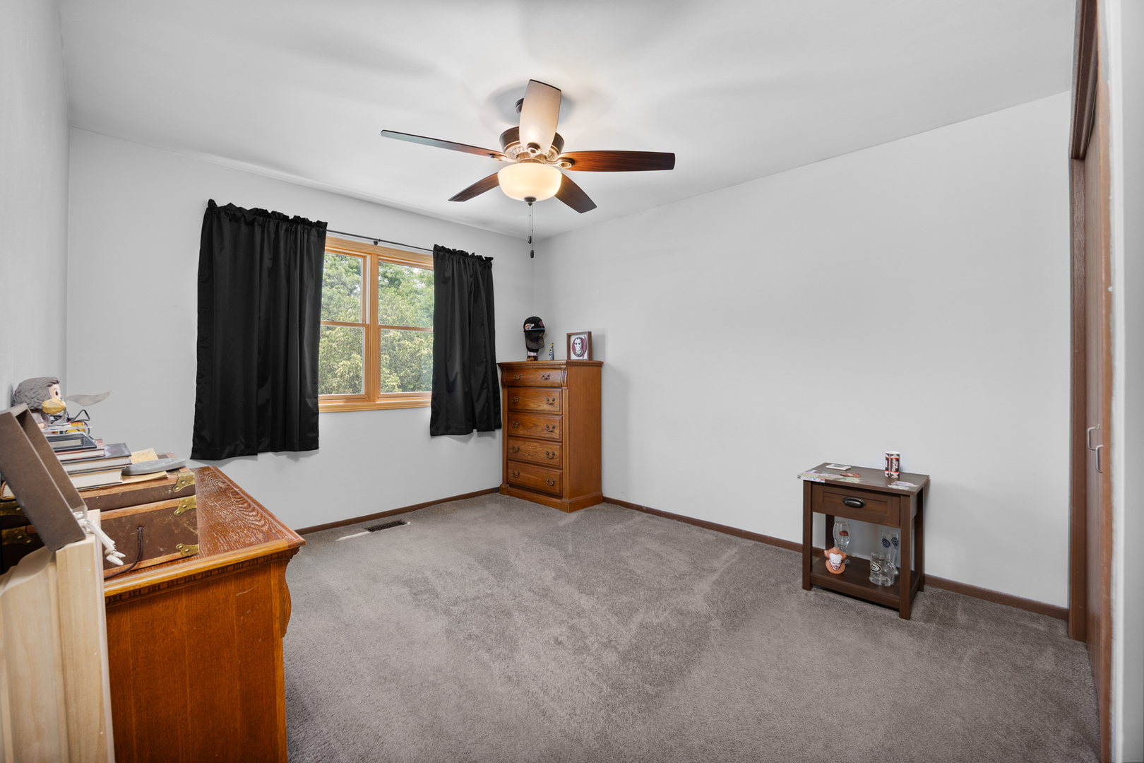 1474 Haar Lane, Elk Grove Village, IL 60007