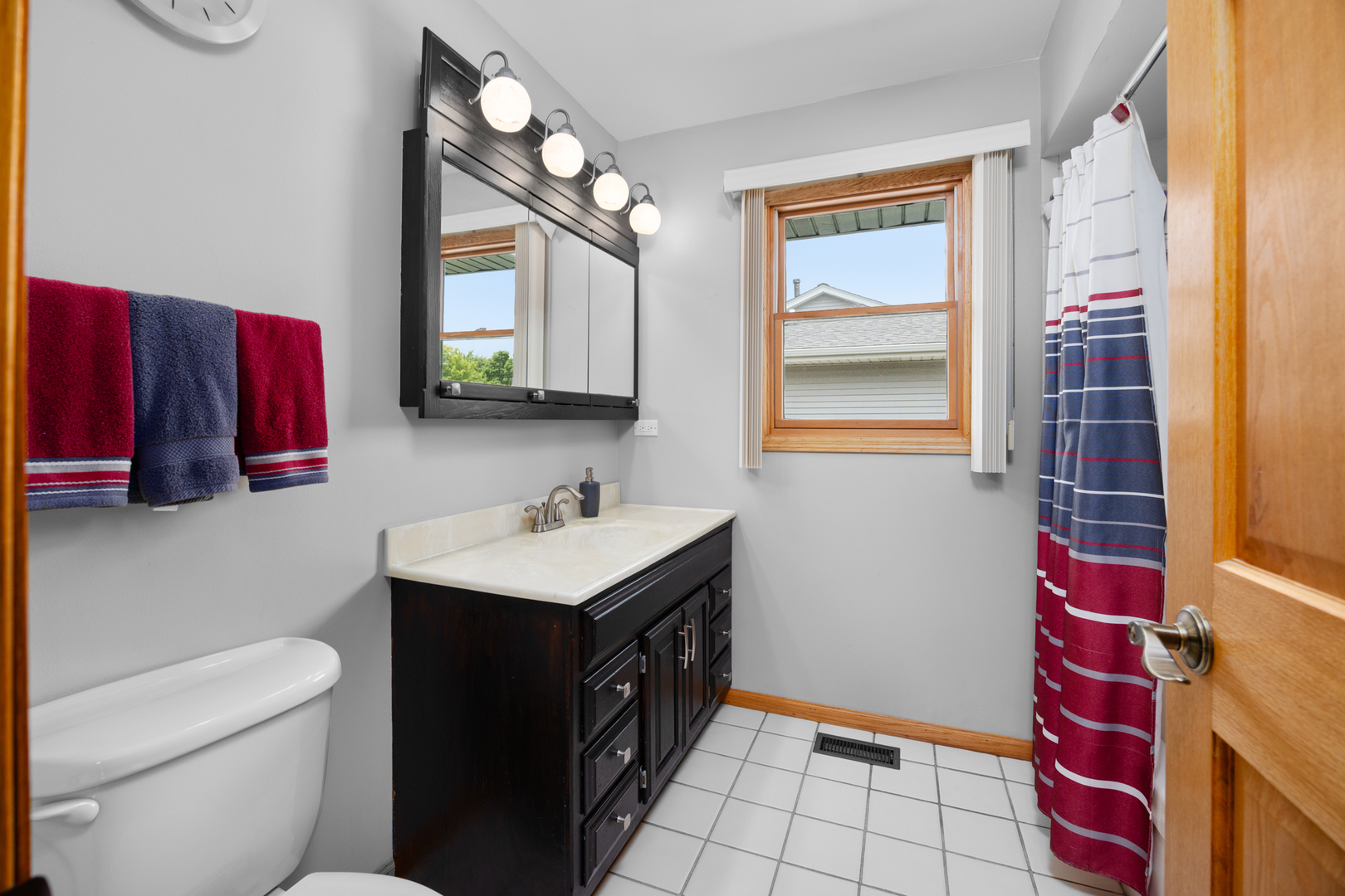 1474 Haar Lane, Elk Grove Village, IL 60007