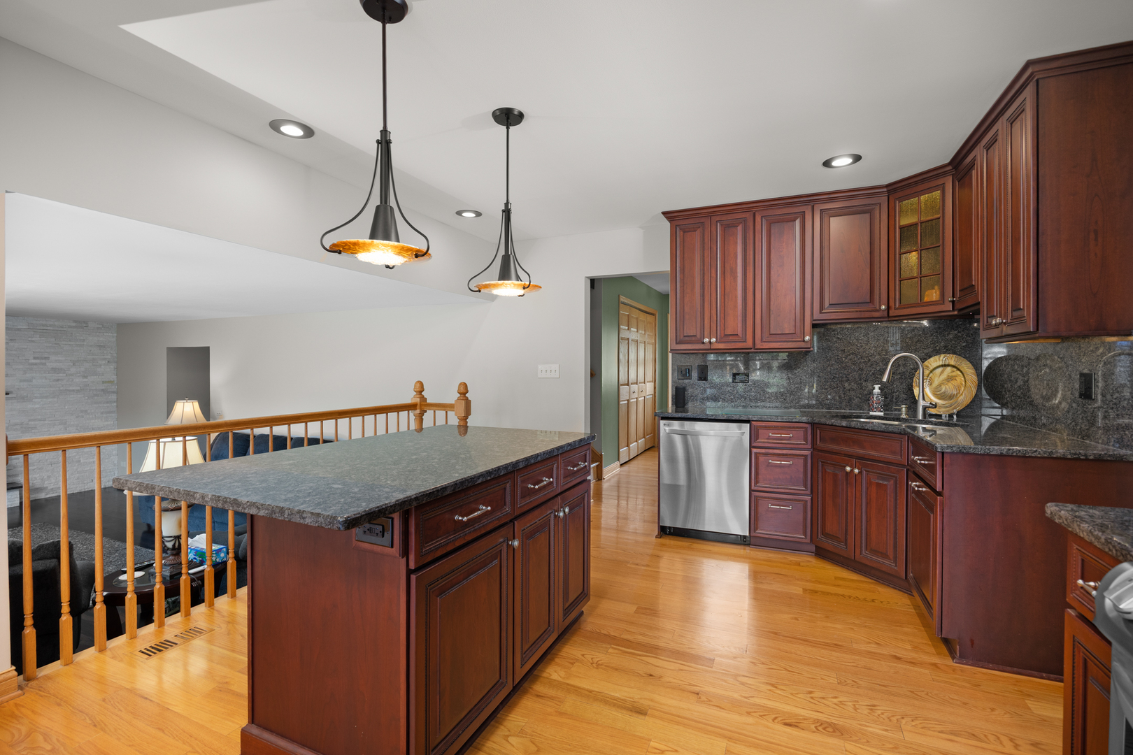 1474 Haar Lane, Elk Grove Village, IL 60007