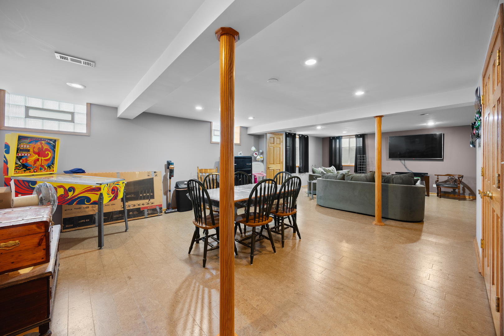 1474 Haar Lane, Elk Grove Village, IL 60007