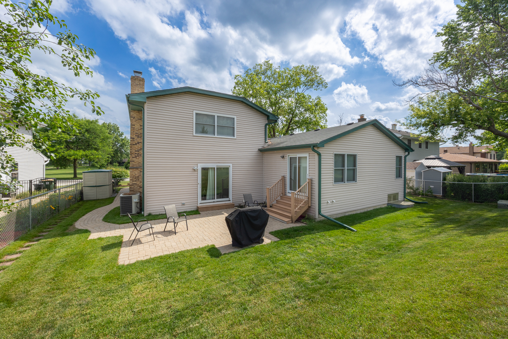 1474 Haar Lane, Elk Grove Village, IL 60007