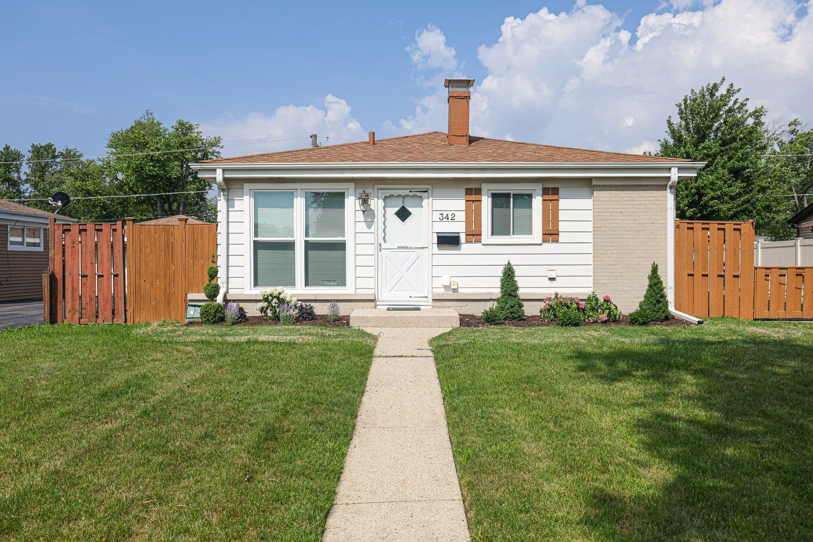342 N 3rd Avenue, Villa Park, IL 60181