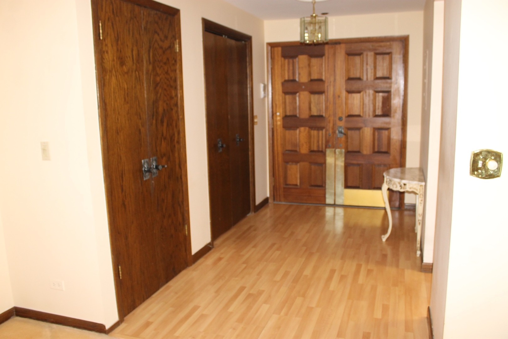 121 S Spruce Avenue #308, Wood Dale, IL 60191
