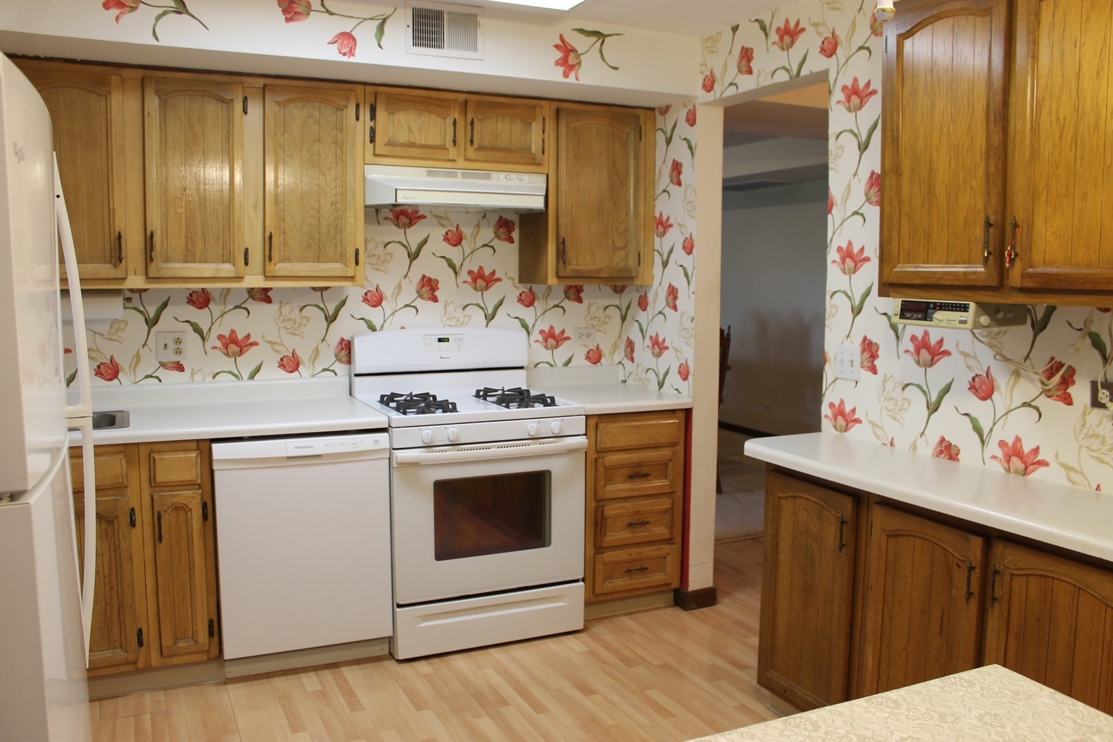 121 S Spruce Avenue #308, Wood Dale, IL 60191