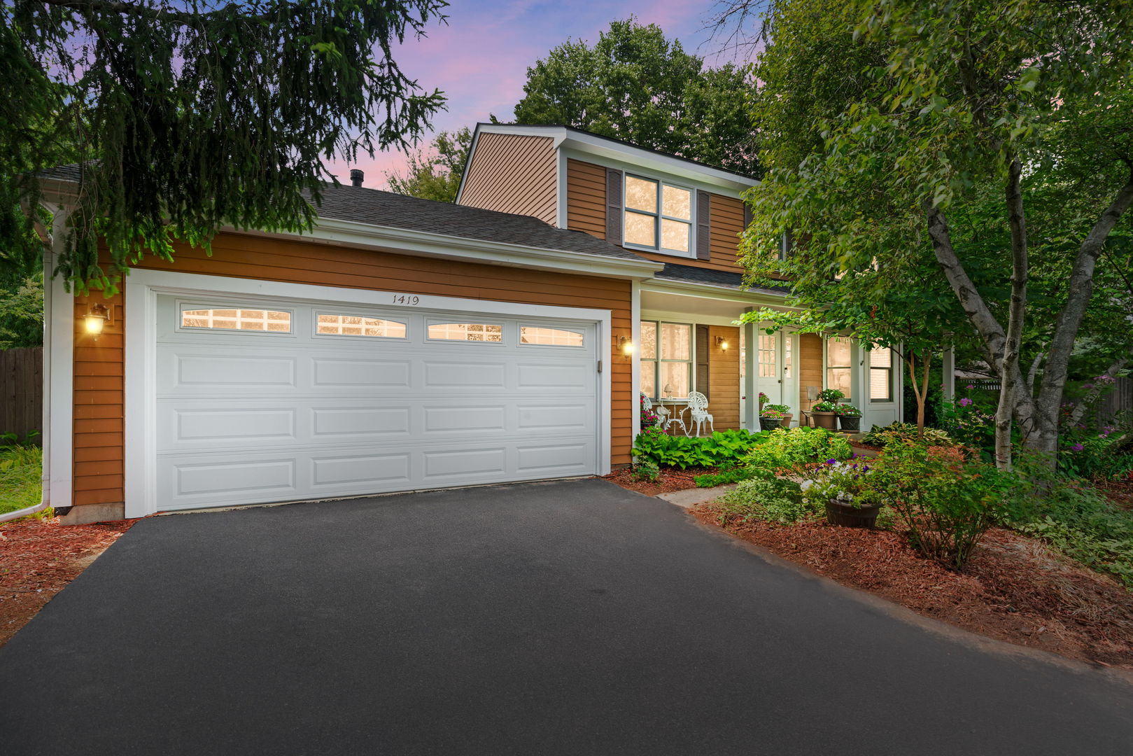1419 Issel Court, Batavia, IL 60510