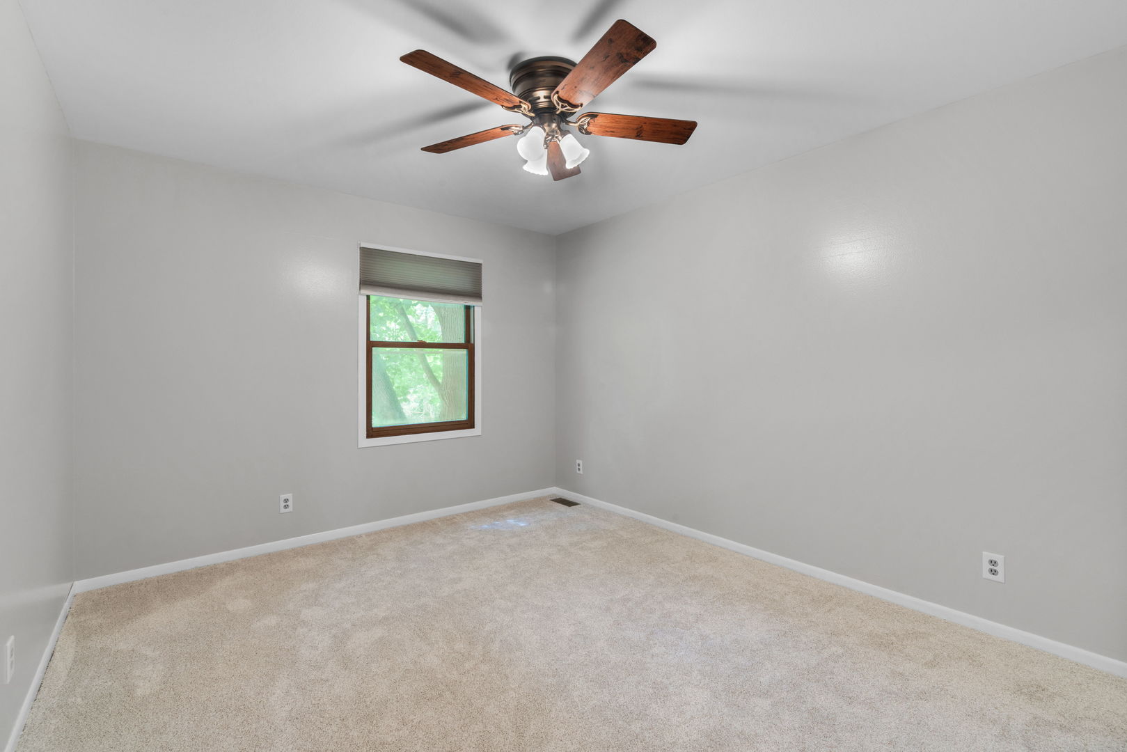 1419 Issel Court, Batavia, IL 60510