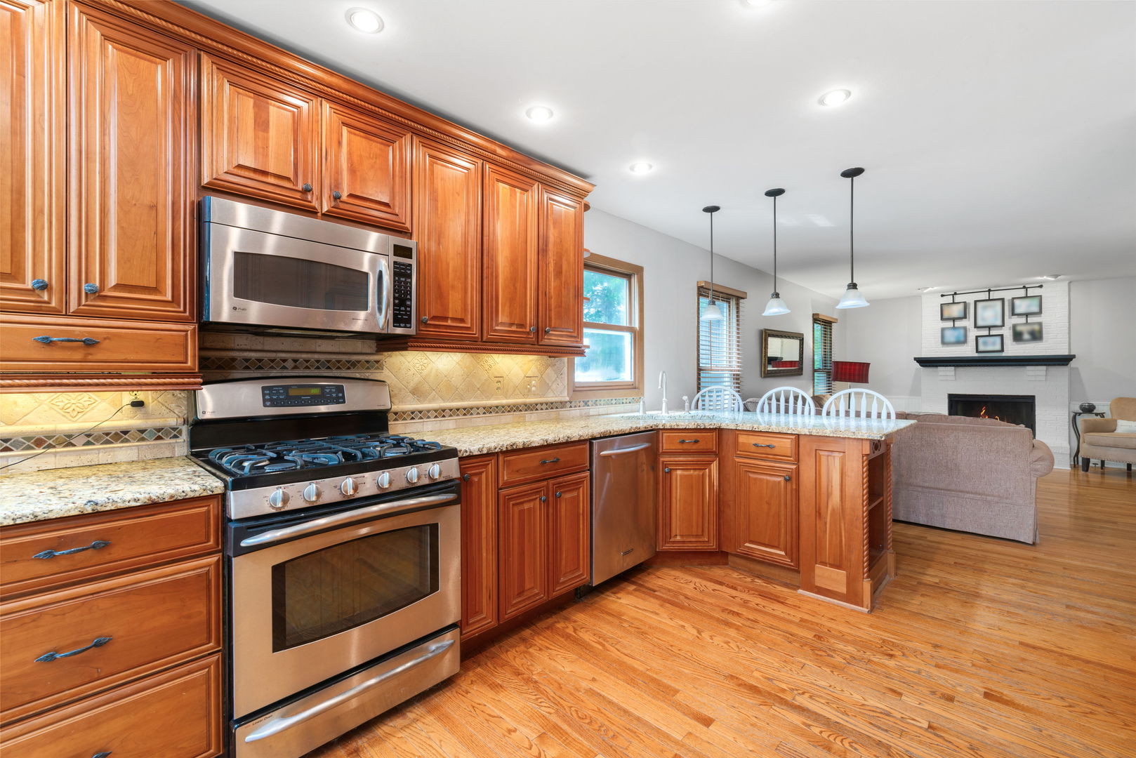 1419 Issel Court, Batavia, IL 60510