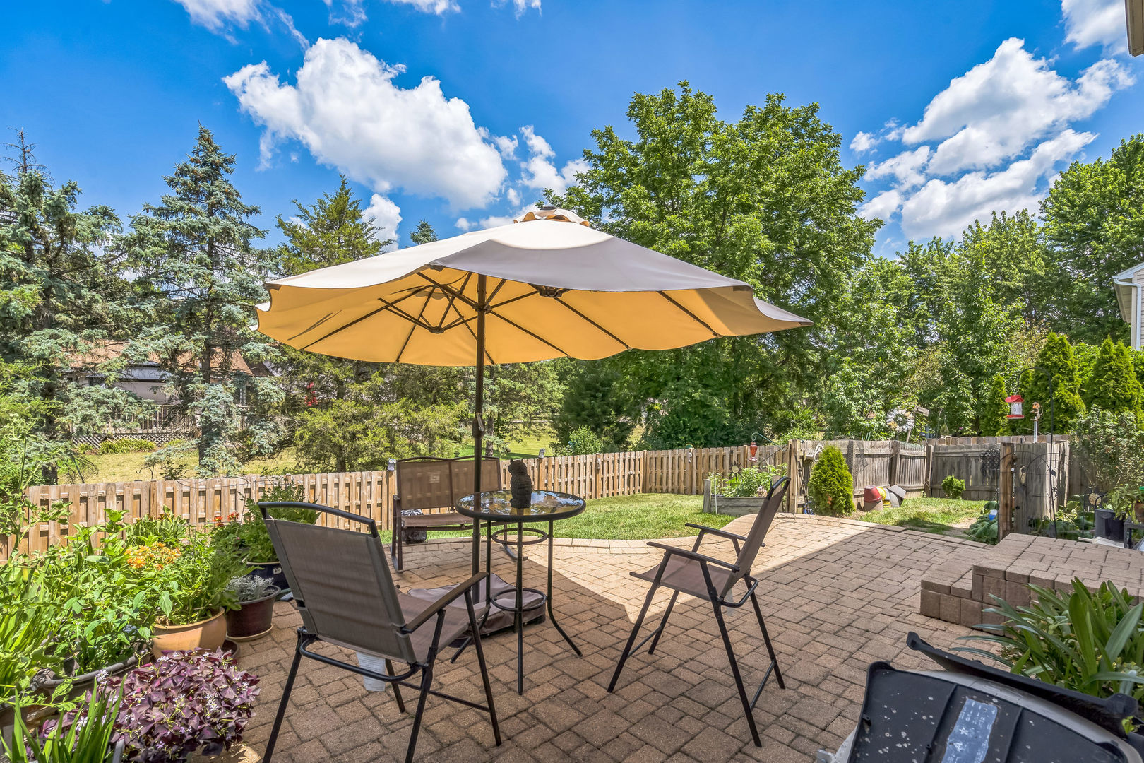 879 Jeri Lane, West Chicago, IL 60185