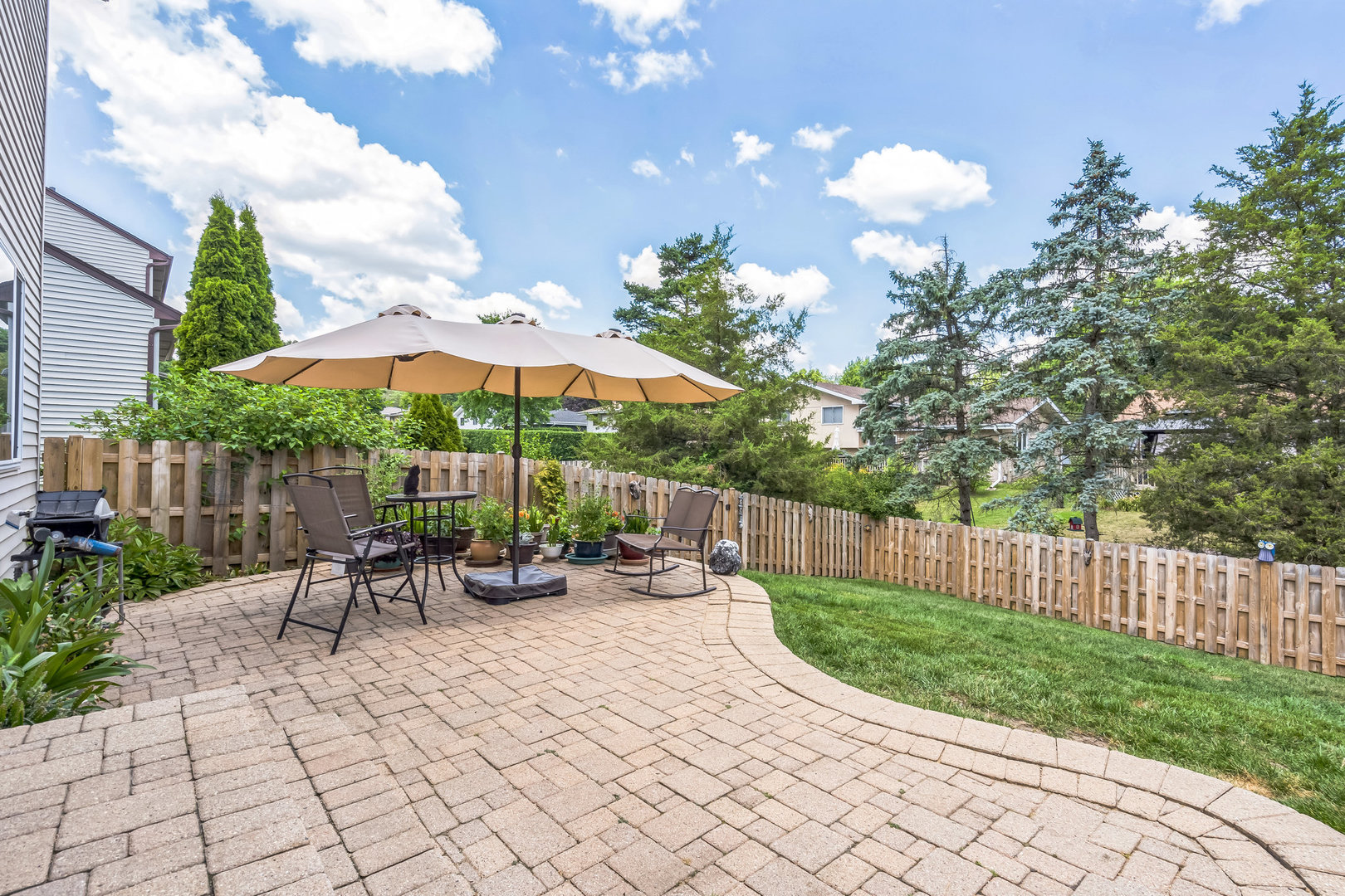 879 Jeri Lane, West Chicago, IL 60185