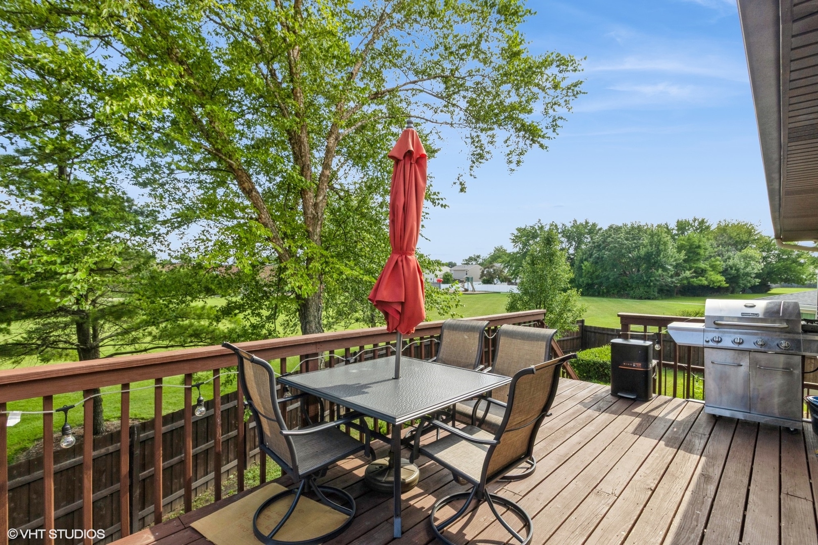 312 Dancing Water Court, Carol Stream, IL 60188