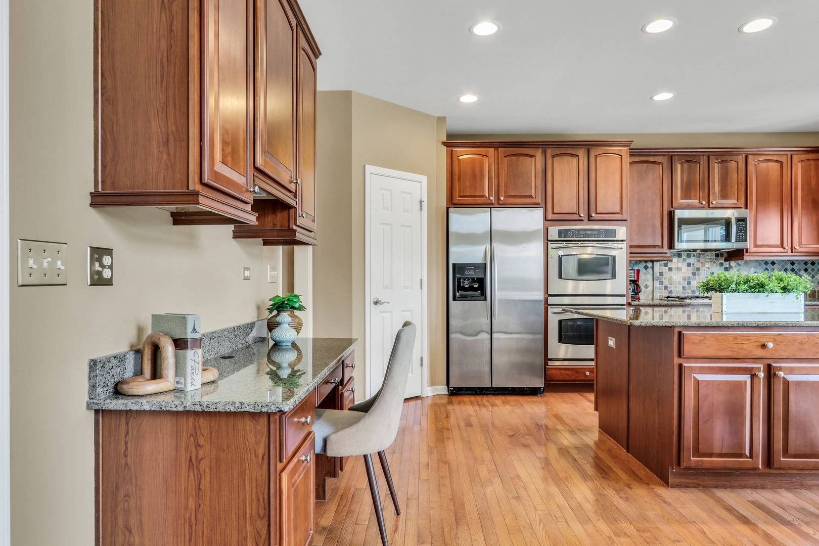 1313 Turnberry Lane, Mundelein, IL 60060