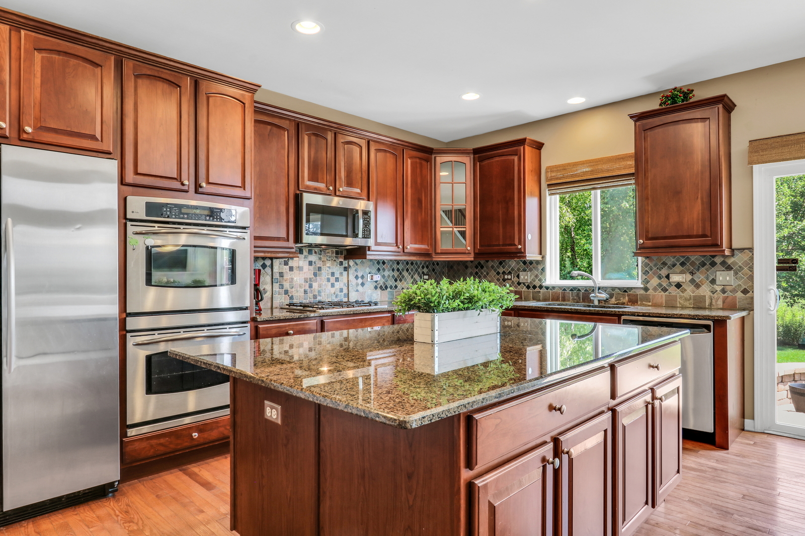 1313 Turnberry Lane, Mundelein, IL 60060
