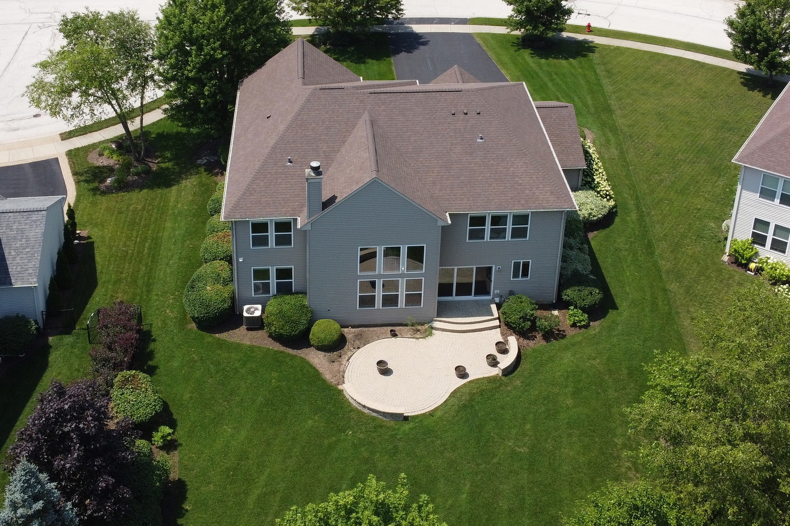 1313 Turnberry Lane, Mundelein, IL 60060