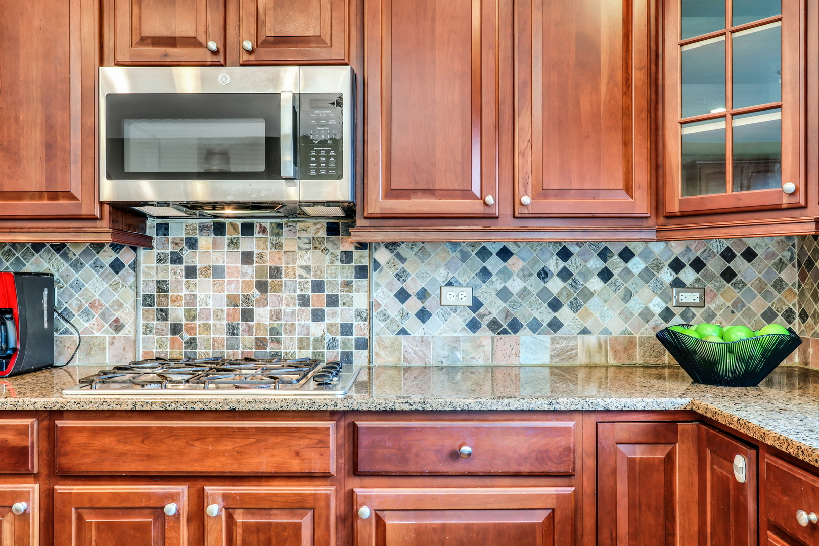 1313 Turnberry Lane, Mundelein, IL 60060