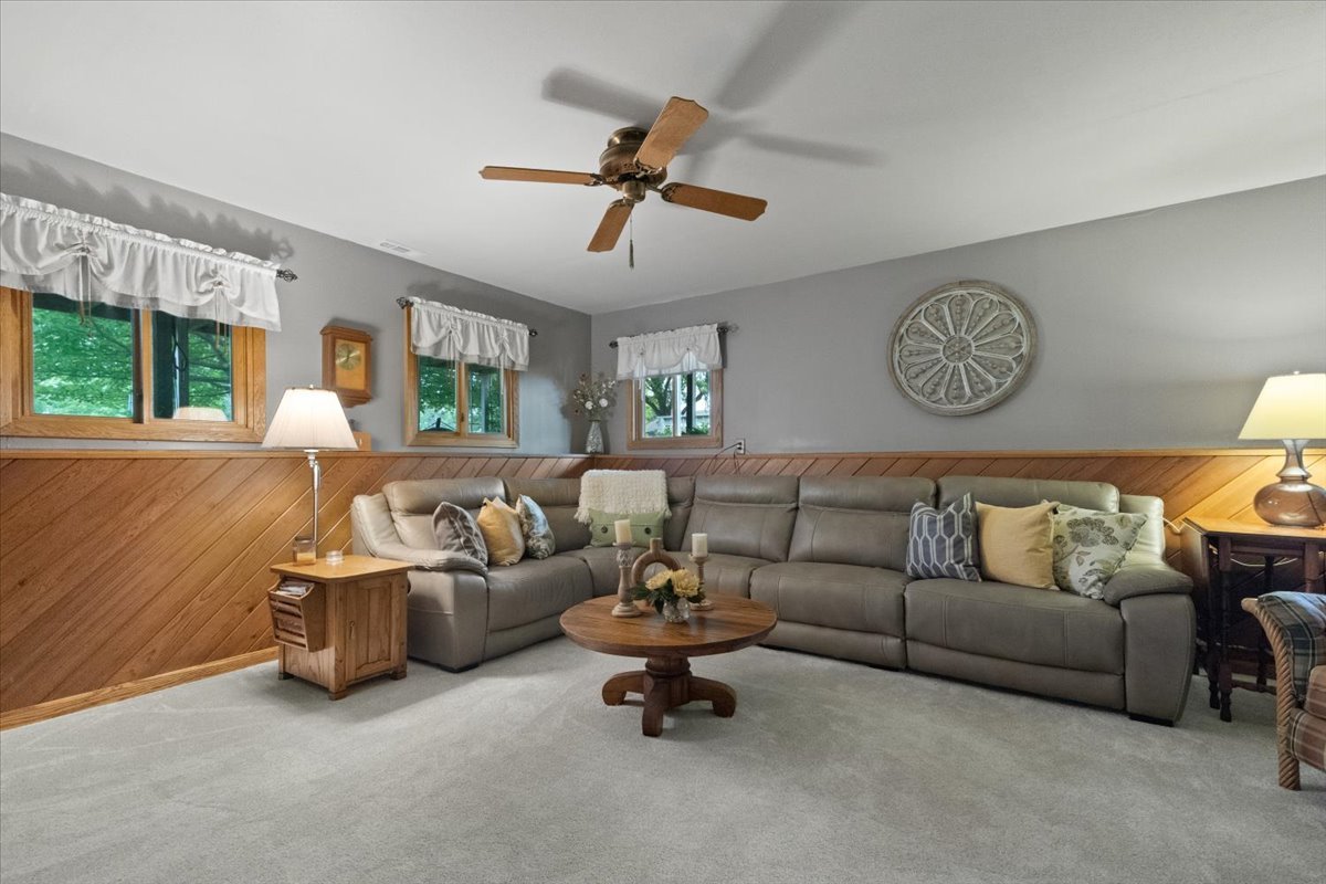 3583 Newport Drive, Island Lake, IL 60042