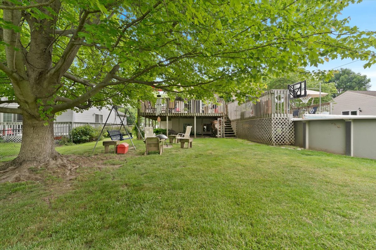 3583 Newport Drive, Island Lake, IL 60042