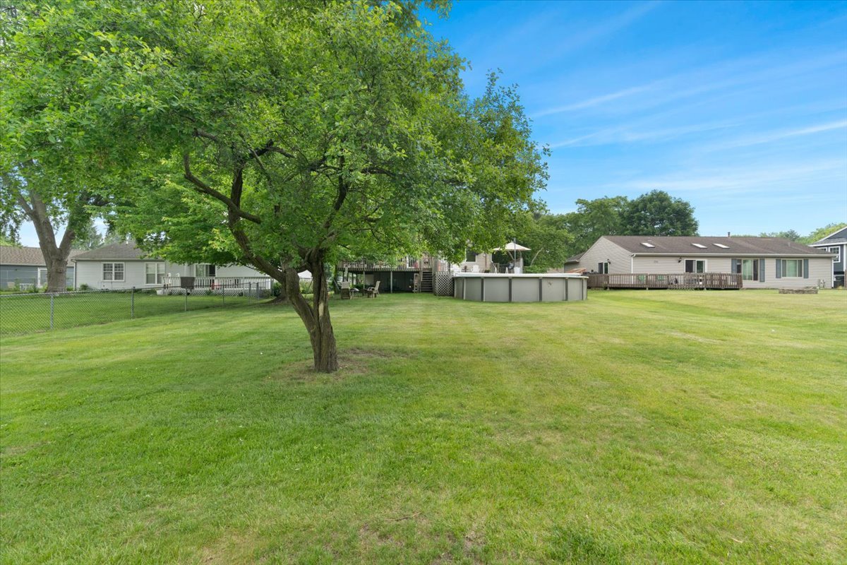 3583 Newport Drive, Island Lake, IL 60042