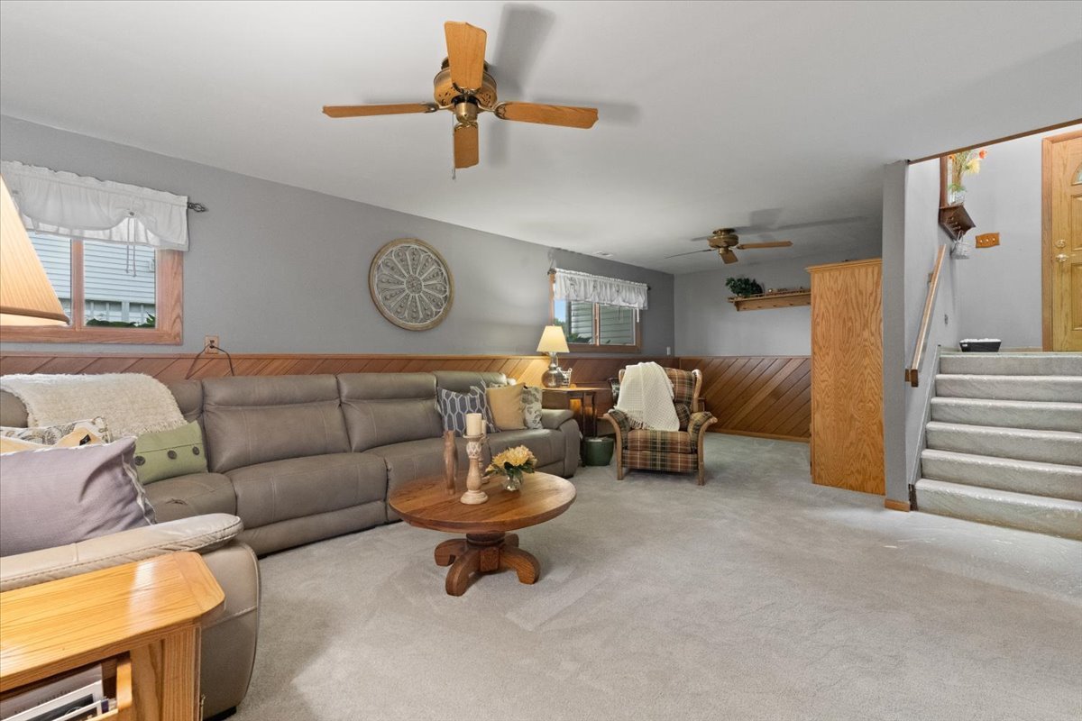 3583 Newport Drive, Island Lake, IL 60042