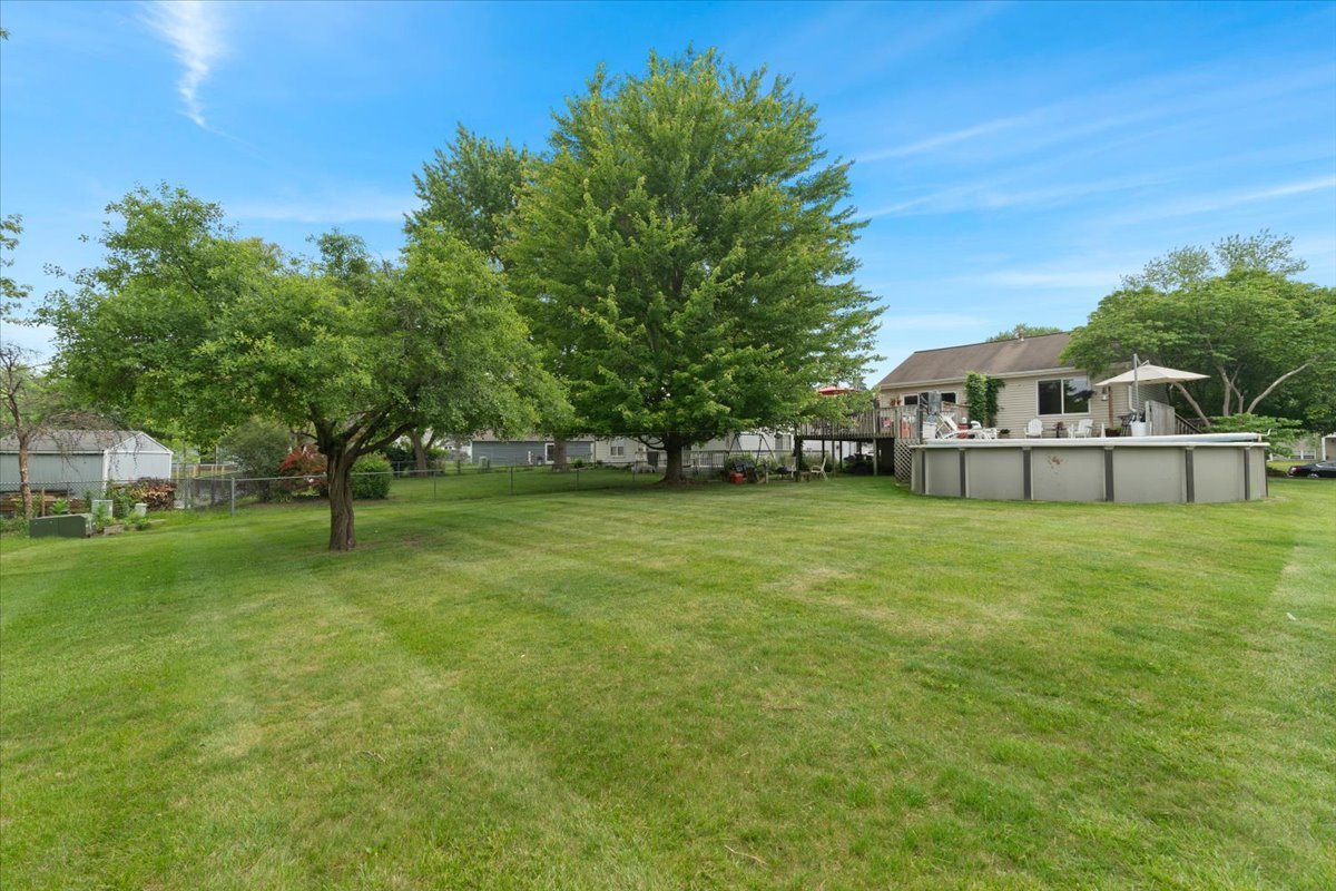 3583 Newport Drive, Island Lake, IL 60042